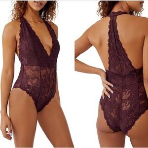 🤩 HOST PICK 🤩NWT FREE PEOPLE EVERYDAY LACE BODYSUIT IN PLUM JAM